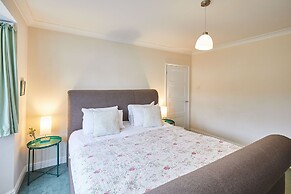 Host Stay Coach Cottage