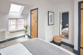 Host Stay Grumbles Cottage