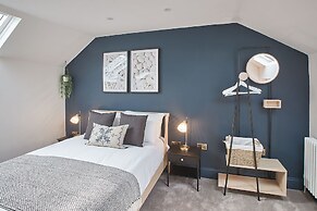 Host Stay Grumbles Cottage