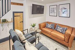 Host Stay Grumbles Cottage