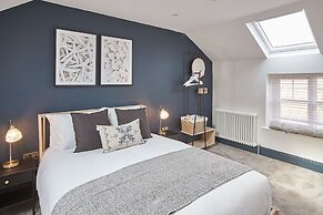 Host Stay Grumbles Cottage