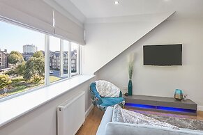 Host Stay The Loft The Regency