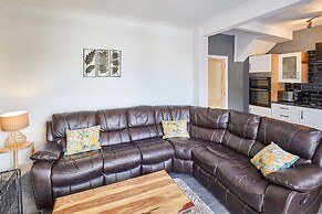 Host Stay Seagull Cottage