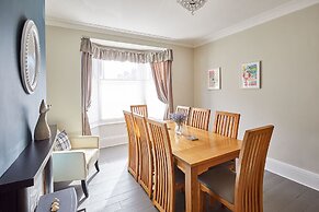 Host Stay Seagull Cottage