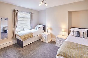 Host Stay Seagull Cottage