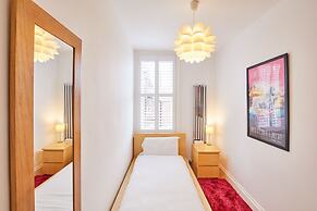 Host Stay Hutton House