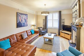 Host Stay Hutton House