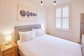 Host Stay Hutton House