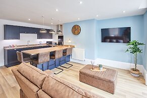 Host Stay The Seaside Escape