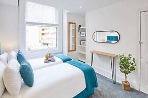 Host Stay The Seaside Escape