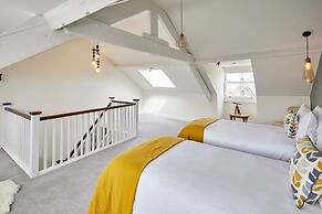 Host Stay One Mulgrave Place