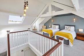 Host Stay One Mulgrave Place