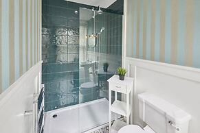 Host Stay One Mulgrave Place