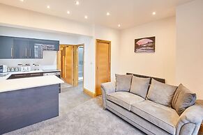 Host Stay Knight Retreat