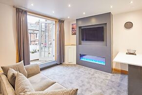 Host Stay Knight Retreat