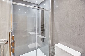 Host Stay Knight Retreat