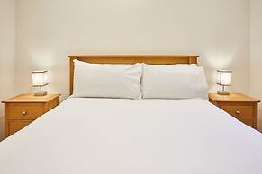 Host Stay Knight Retreat