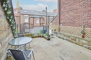 Host Stay Knight Retreat