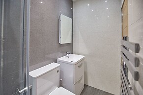 Host Stay Knight Retreat