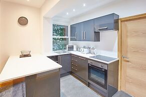 Host Stay Knight Retreat