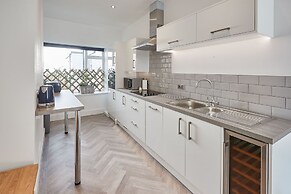 Host Stay Apartment 2 High Street