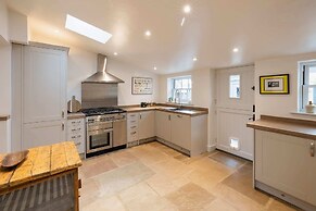 Host Stay Virginia House