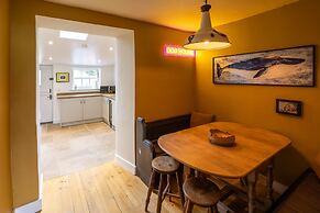 Host Stay Virginia House