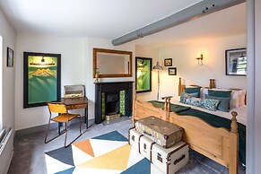 Host Stay Virginia House