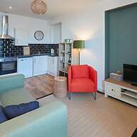 Host Stay Abbey Nest