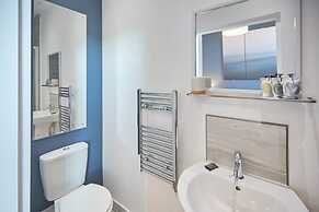 Host Stay Abbey Nest