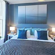 Host Stay Abbey Nest