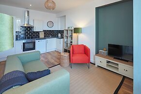 Host Stay Abbey Nest