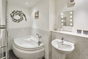 Host Stay Fox s Hideout