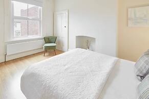 Host Stay Victorian Seahouse