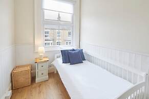 Host Stay Victorian Seahouse