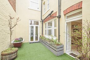 Host Stay Victorian Seahouse