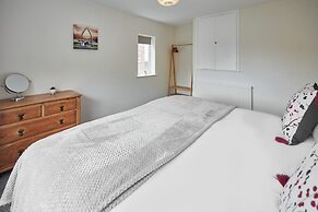 Host Stay Greens Yard House