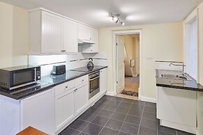 Host Stay Lavender Cottage