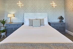 Host Stay The Stables