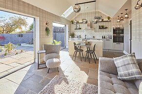 Host Stay The Stables