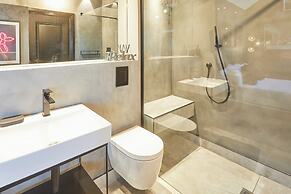 Host Stay The Stables