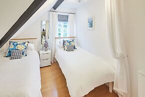 Host Stay Park Place Apartment