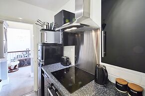 Host Stay Park Place Apartment