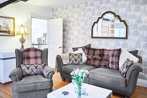 Host Stay Park Place Apartment