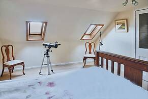 Host Stay Freshwater River View