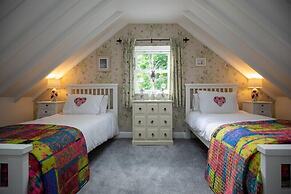 Host Stay Millfield Cottage