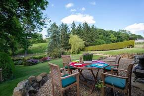 Host Stay Millfield Cottage