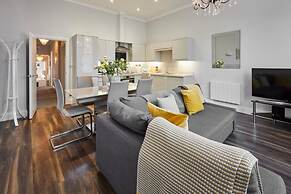 Host Stay Brooklands Timeless