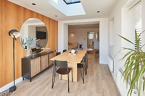 Host Stay Taylor Street