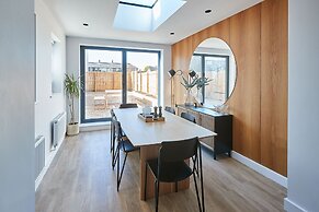 Host Stay Taylor Street